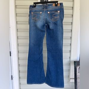 Seven7 Womens Low Rise Tummyless Slim Flare Leg Jeans Size 9 NWT $74 FLARE 29